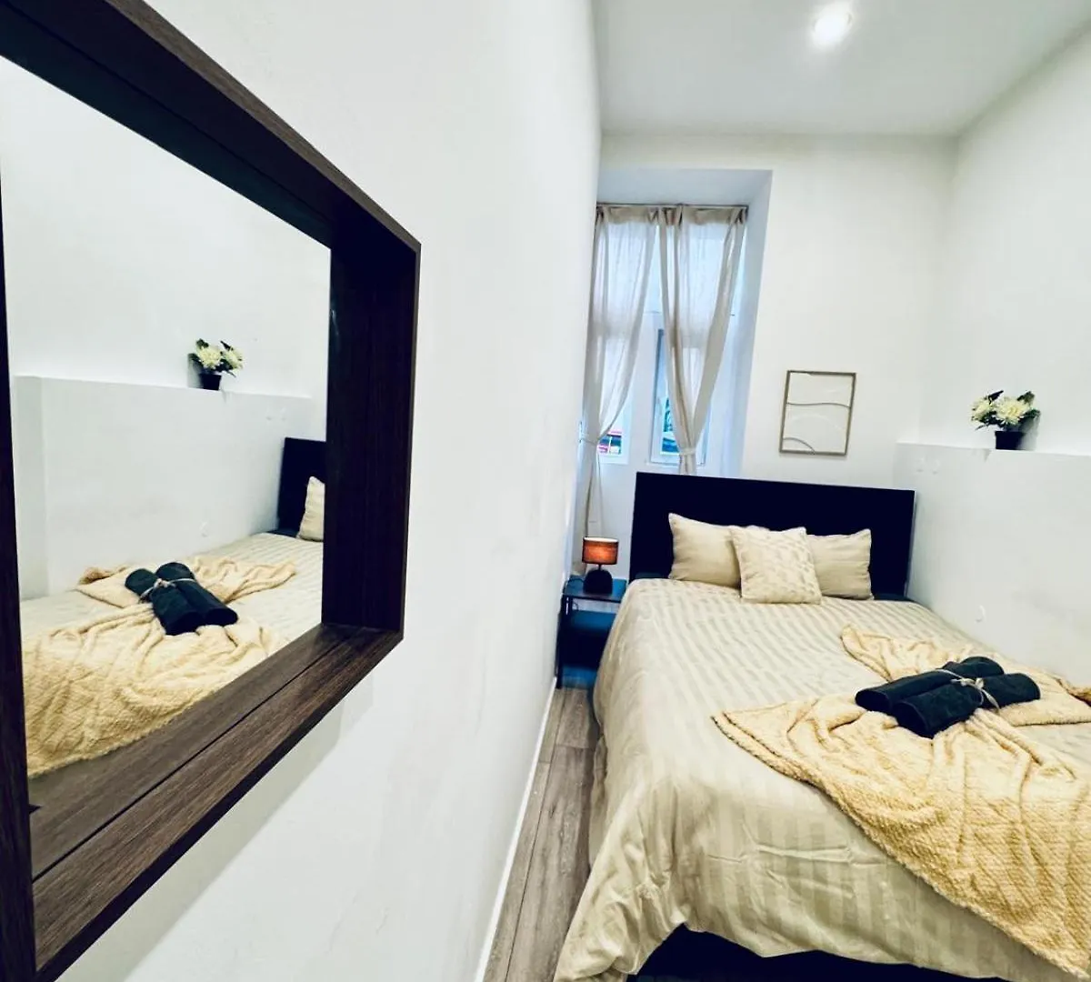 Elegant & Central 5Br Shared Apt In Vienna